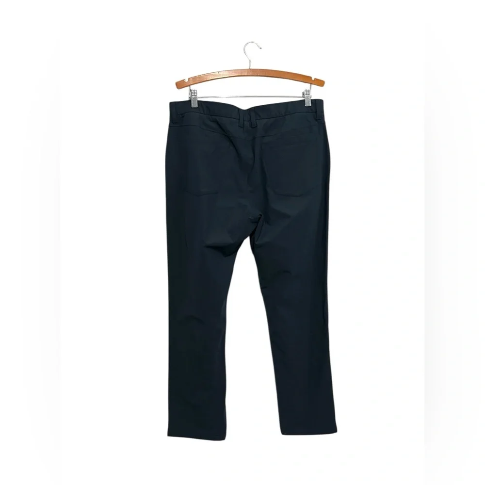 CRZ YOGA Men's Navy Blue Straight Leg Pant Size 36W